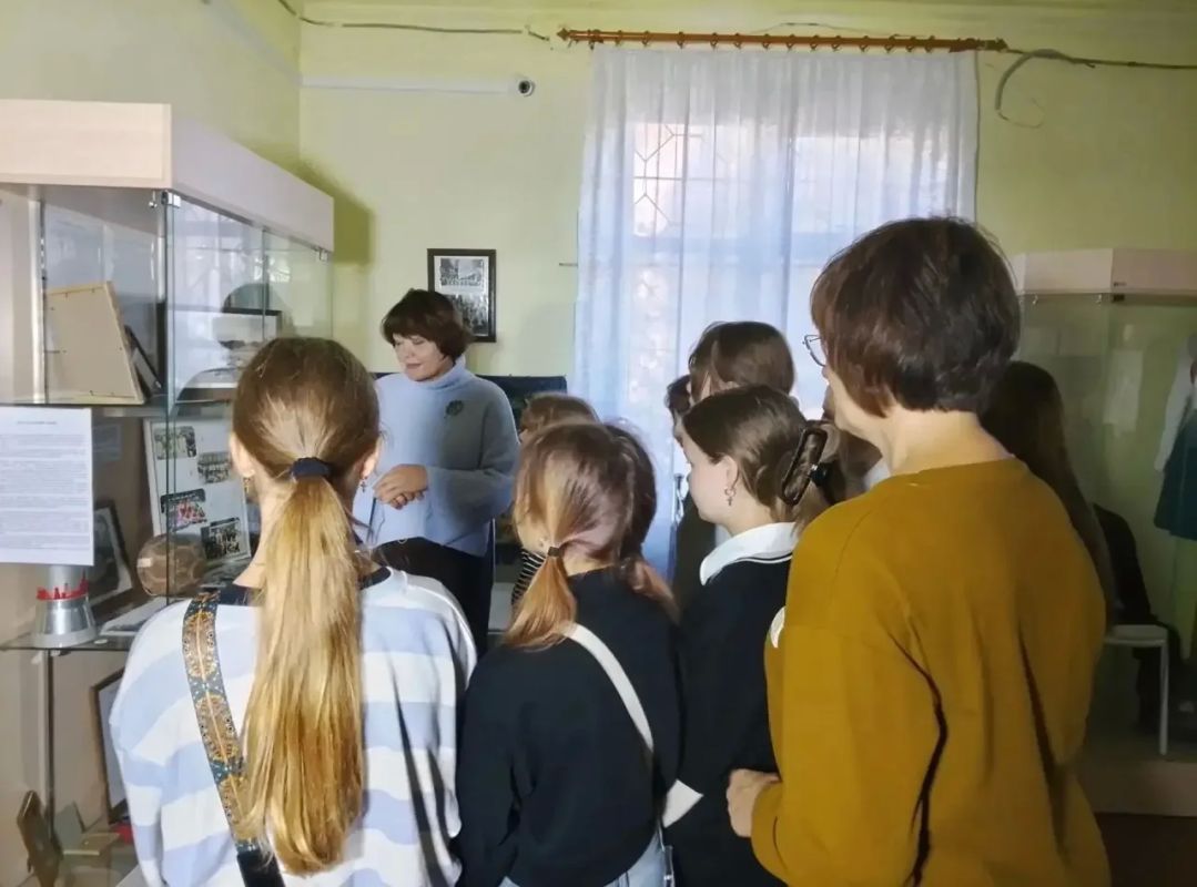 7 ноября в МБУ «Музей истории города Харцызска» открылась выставка «Выбираем спорт», посвящённая истории и спортивным достижениям харцызских спортсменов в легкой атлетике, гандболе и водной гребле 7 ноября в МБУ «Музей истории города Харцызска» открылась выставка «Выбираем спорт», посвящённая истории и спортивным достижениям харцызских спортсменов в легкой атлетике, гандболе и водной гребле