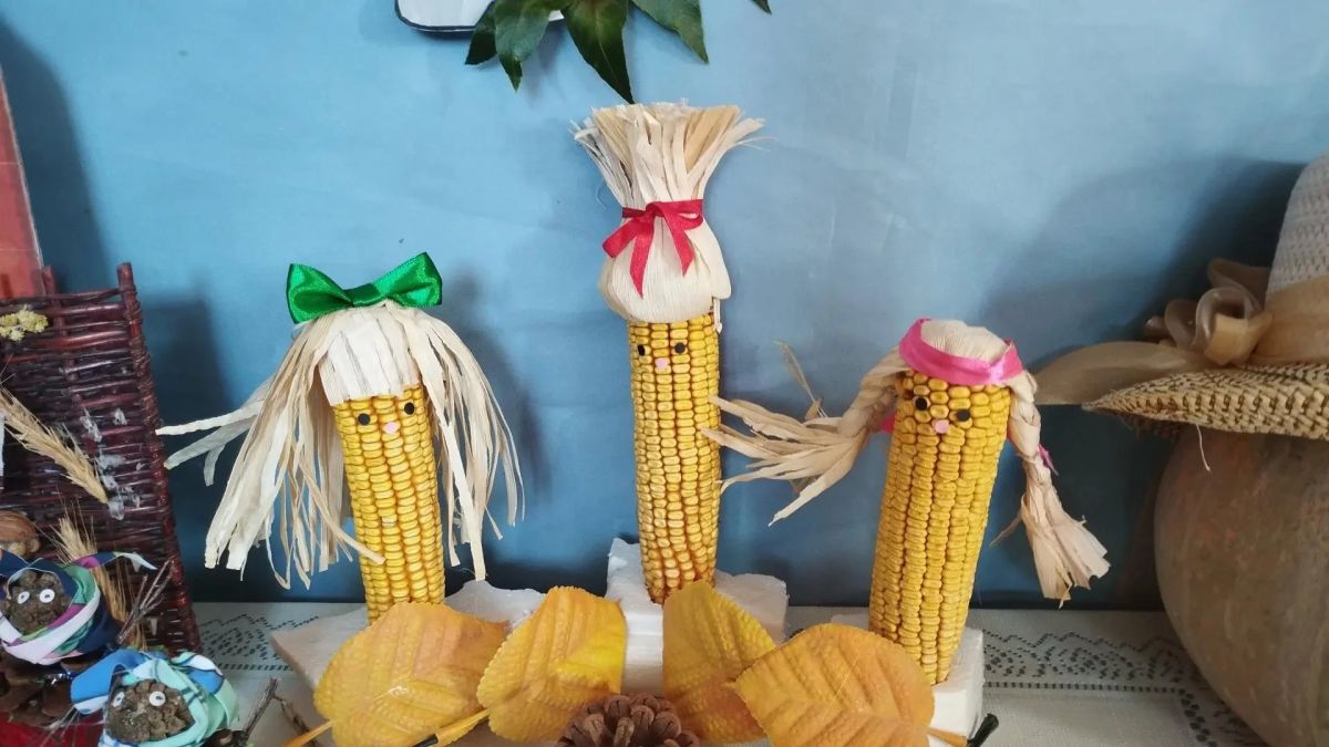 Искусство из урожая: в Зарянском сельском Доме культуры открылась выставка Искусство из урожая: в Зарянском сельском Доме культуры открылась выставка