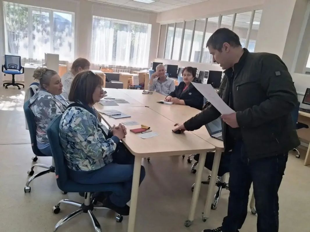 7 октября в секторе интернетобслуживания Центральной городской модельной библиотеки стартуют ежегодные уроки компьютерной грамотности для людей старшего возраста 7 октября в секторе интернетобслуживания Центральной городской модельной библиотеки стартуют ежегодные уроки компьютерной грамотности для людей старшего возраста