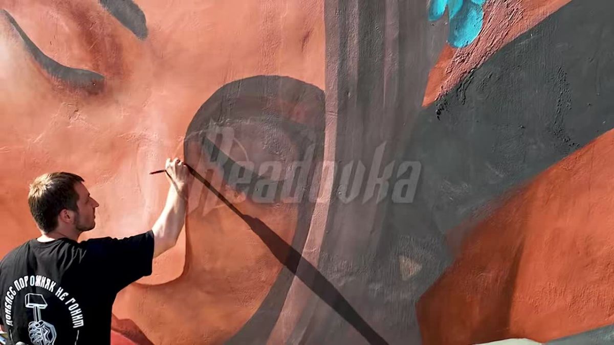 «Здесь на картине были осколки от снарядов