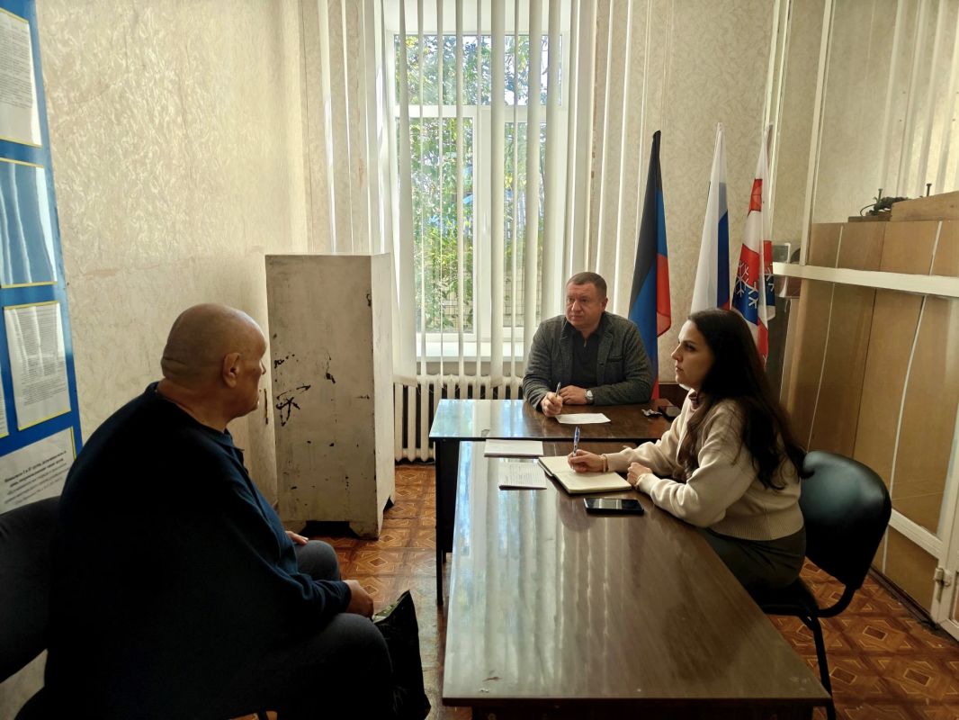 Глава Снежного ответил на вопросы жителей Глава Снежного ответил на вопросы жителей
