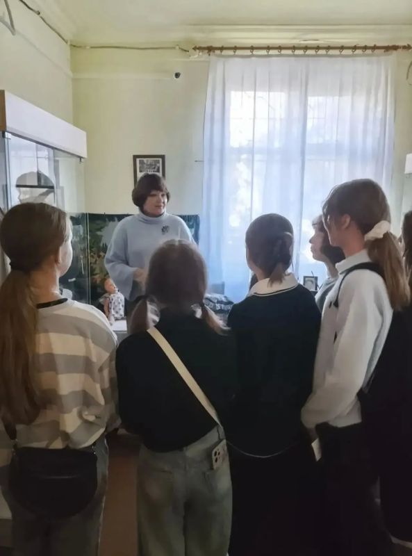 7 ноября в МБУ «Музей истории города Харцызска» открылась выставка «Выбираем спорт», посвящённая истории и спортивным достижениям харцызских спортсменов в легкой атлетике, гандболе и водной гребле 7 ноября в МБУ «Музей истории города Харцызска» открылась выставка «Выбираем спорт», посвящённая истории и спортивным достижениям харцызских спортсменов в легкой атлетике, гандболе и водной гребле