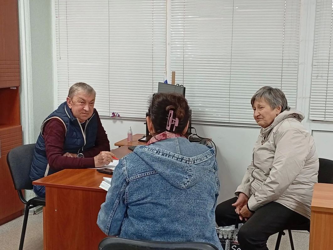 Николай Руппель: Во время очередного личного приема в администрации округа рассмотрел обращения жителей микрорайона «Зорька», дома № 12а по улице Некрасова и улицы Щорса Николай Руппель: Во время очередного личного приема в администрации округа рассмотрел обращения жителей микрорайона «Зорька», дома № 12а по улице Некрасова и улицы Щорса