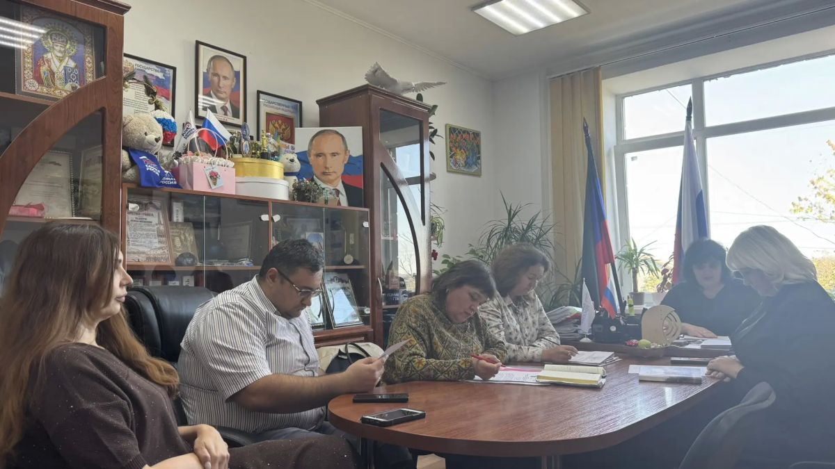 В Мангушском округе заседание комиссии