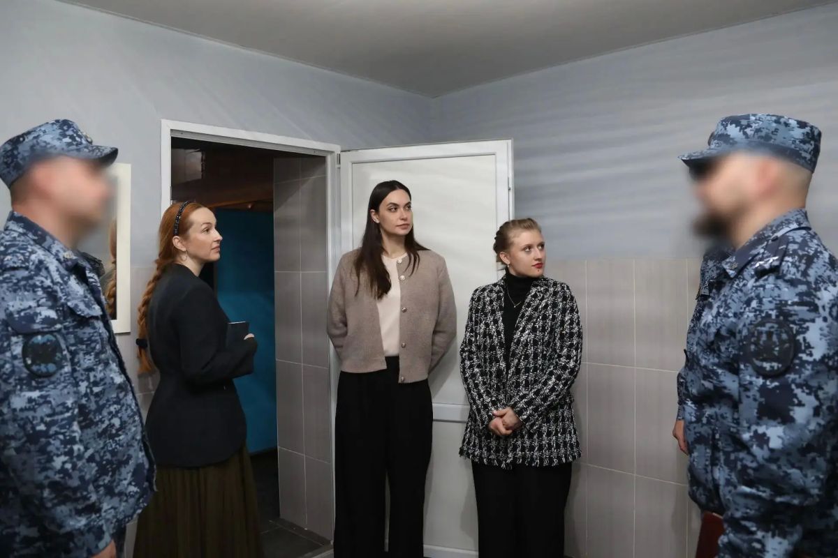 Таисия Чернявская: Уполномоченный по правам ребенка в Донецкой Народной Республике и Заместитель Председателя Общественной палаты ДНР посетили СИЗО-2 Таисия Чернявская: Уполномоченный по правам ребенка в Донецкой Народной Республике и Заместитель Председателя Общественной палаты ДНР посетили СИЗО-2