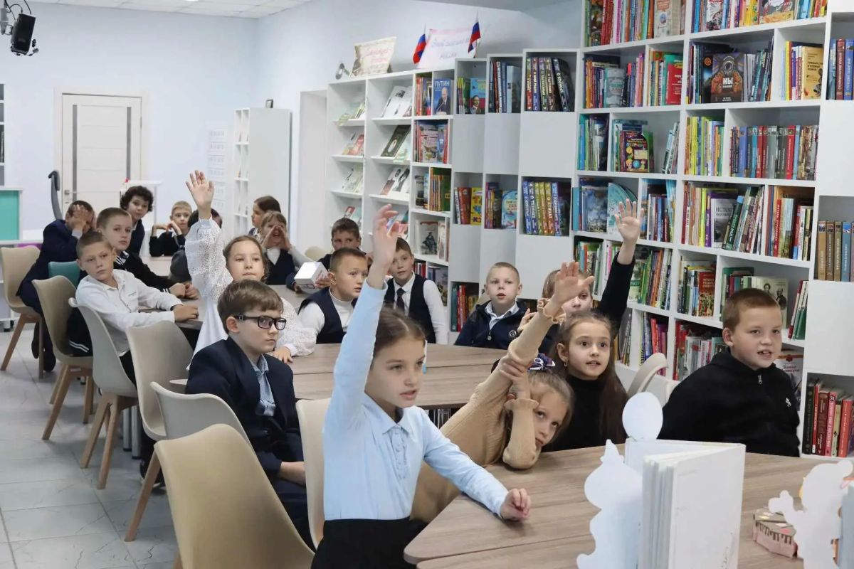 Юбилей книги — замечательный повод еще раз перечитать произведения любимых авторов