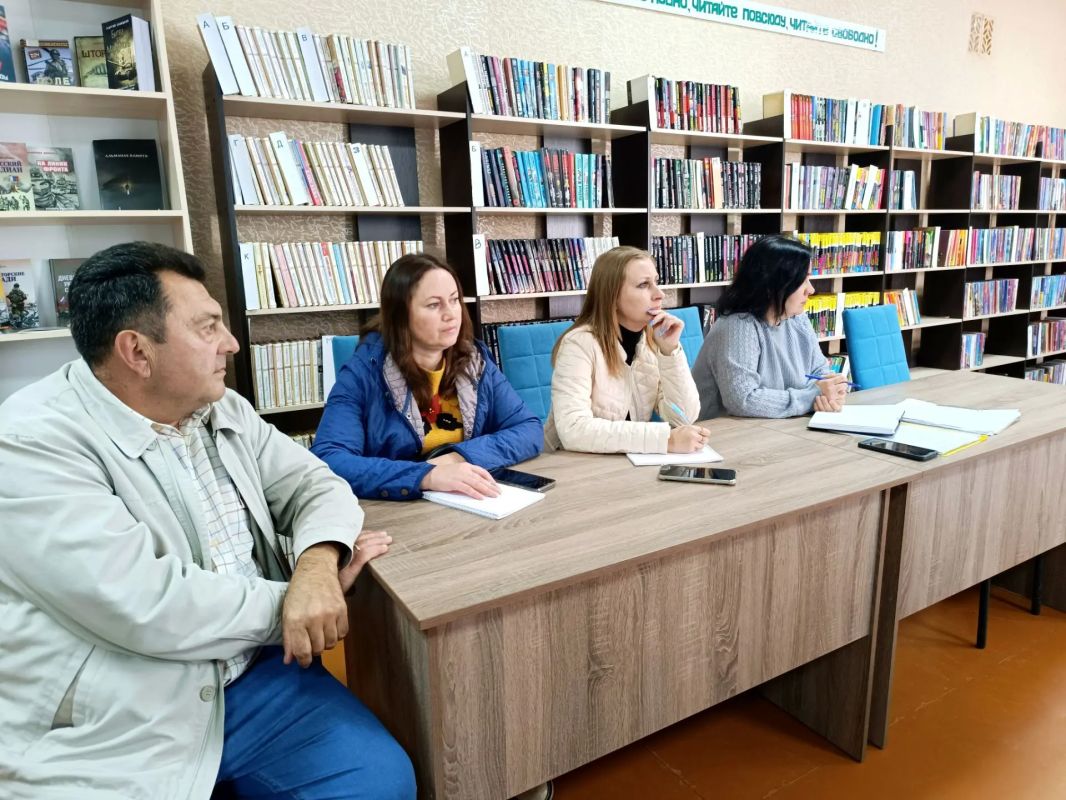 Денис Зубов: В ИЛОВАЙСКЕ СОСТОЯЛОСЬ ЗАСЕДАНИЕ КОМИССИИ ПО ДЕЛАМ НЕСОВЕРШЕННОЛЕТНИХ И ЗАЩИТЕ ИХ ПРАВ Денис Зубов: В ИЛОВАЙСКЕ СОСТОЯЛОСЬ ЗАСЕДАНИЕ КОМИССИИ ПО ДЕЛАМ НЕСОВЕРШЕННОЛЕТНИХ И ЗАЩИТЕ ИХ ПРАВ