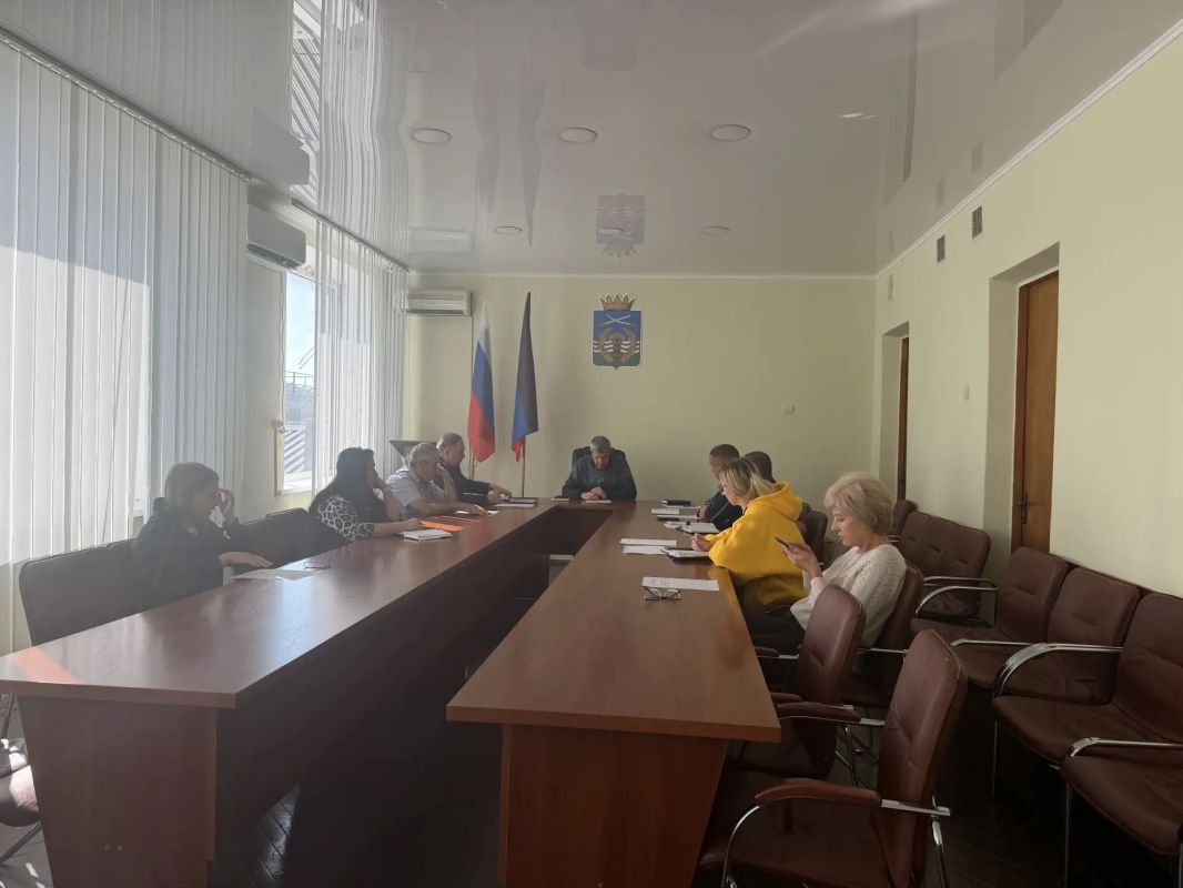 Сегодня Первый заместитель главы Администрации Володарского муниципального округа Боровик Дмитрий Владимирович провел заседание Комиссии по обеспечению безопасности дорожного движения на территории муниципального образования...
