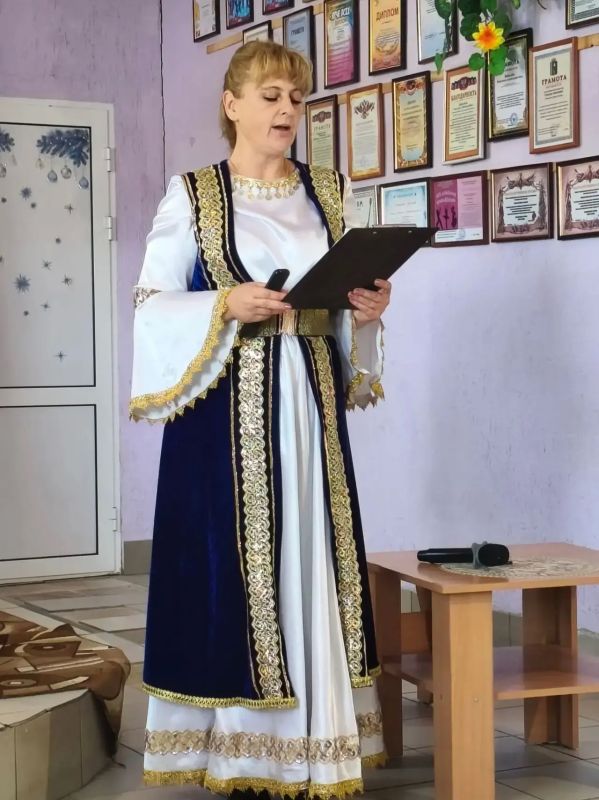 В Мангушском муниципальном округе продолжается проект «Дорога памяти длиною в жизнь» В Мангушском муниципальном округе продолжается проект «Дорога памяти длиною в жизнь»