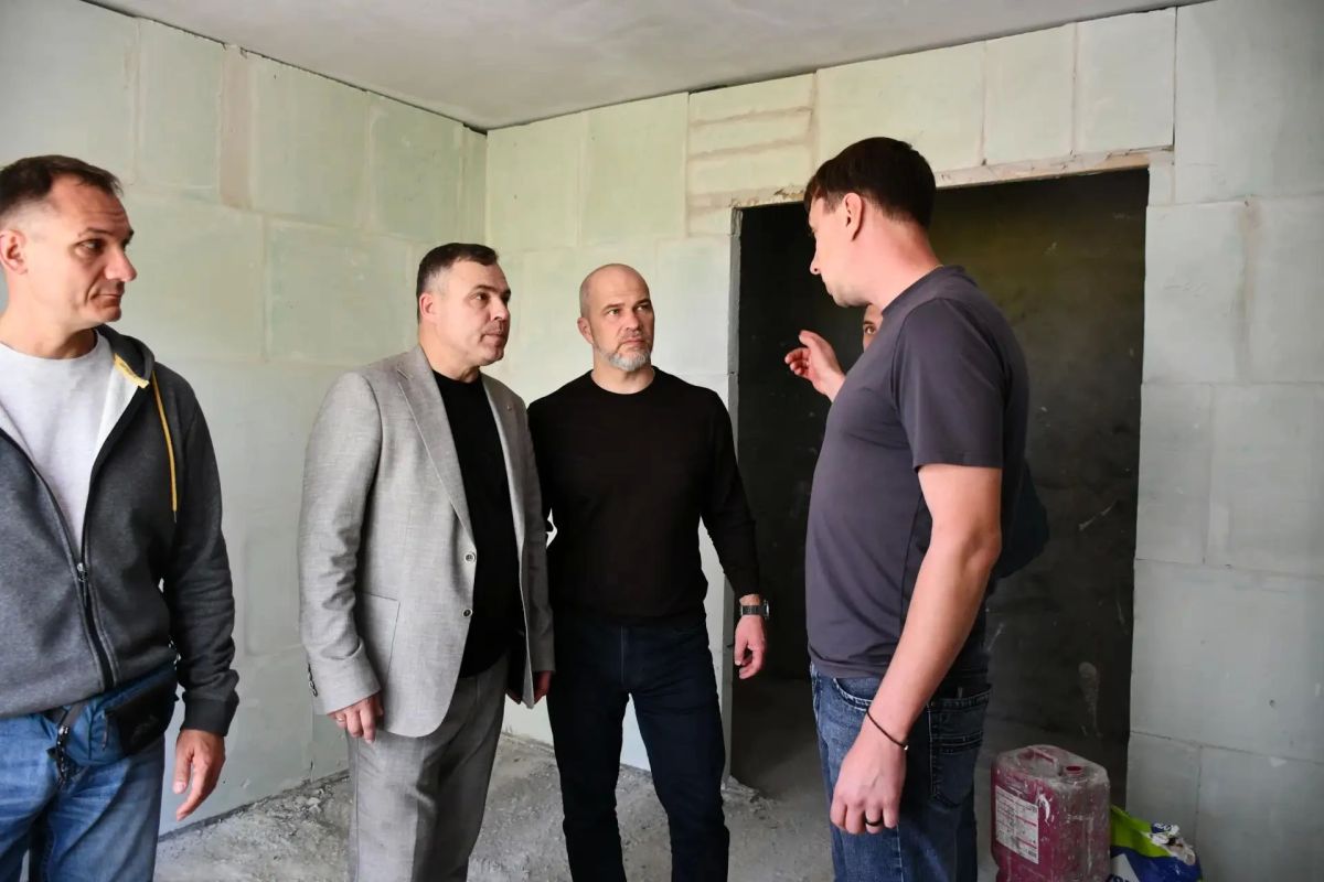 Рабочий визит Министра здравоохранения ДНР в Дебальцево Рабочий визит Министра здравоохранения ДНР в Дебальцево