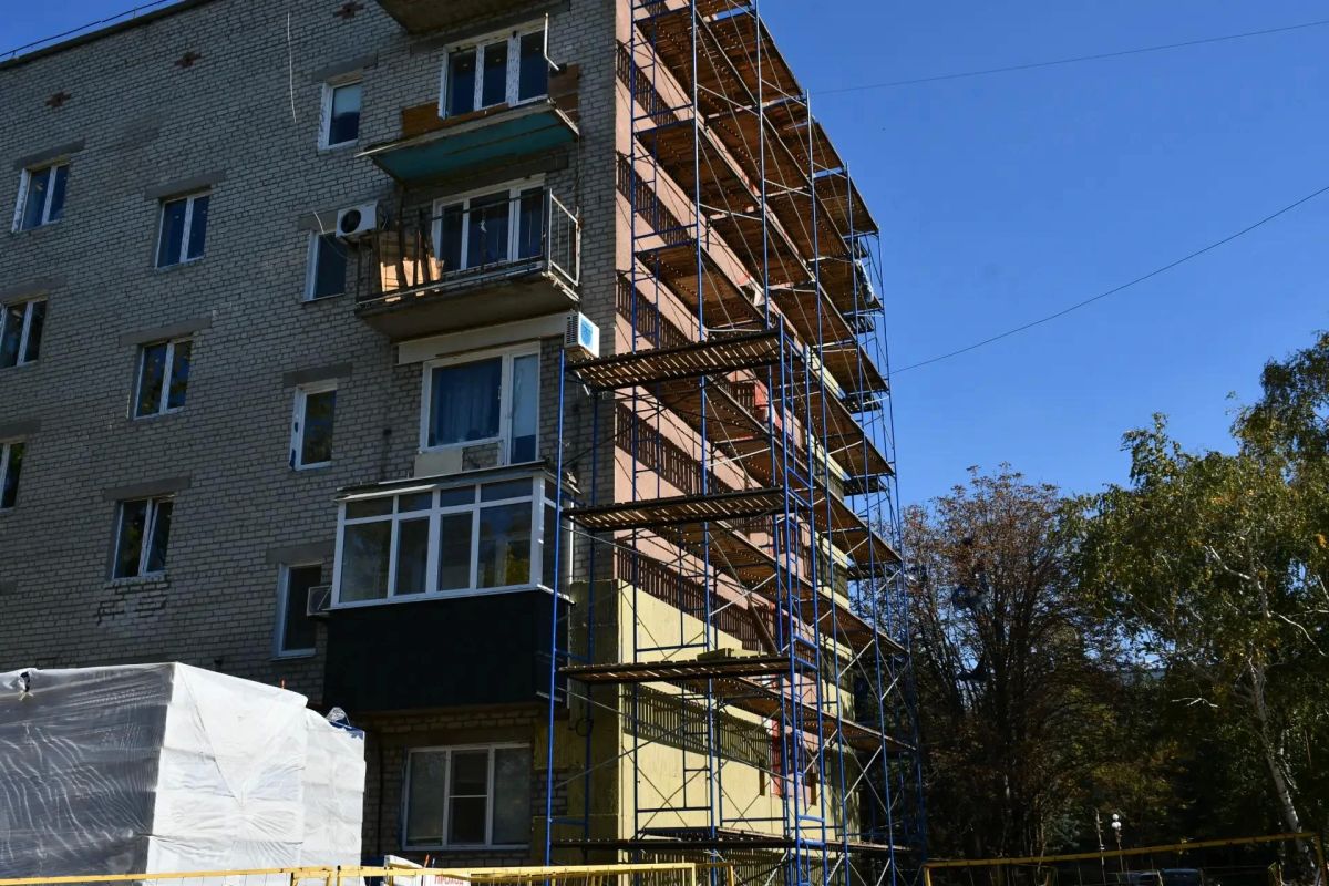 Рабочий визит Министра здравоохранения ДНР в Дебальцево Рабочий визит Министра здравоохранения ДНР в Дебальцево