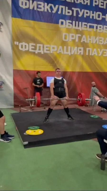 Мариупольские тяжелоатлеты показали высокие результаты на открытом Чемпионате Ростовской области Мариупольские тяжелоатлеты показали высокие результаты на открытом Чемпионате Ростовской области