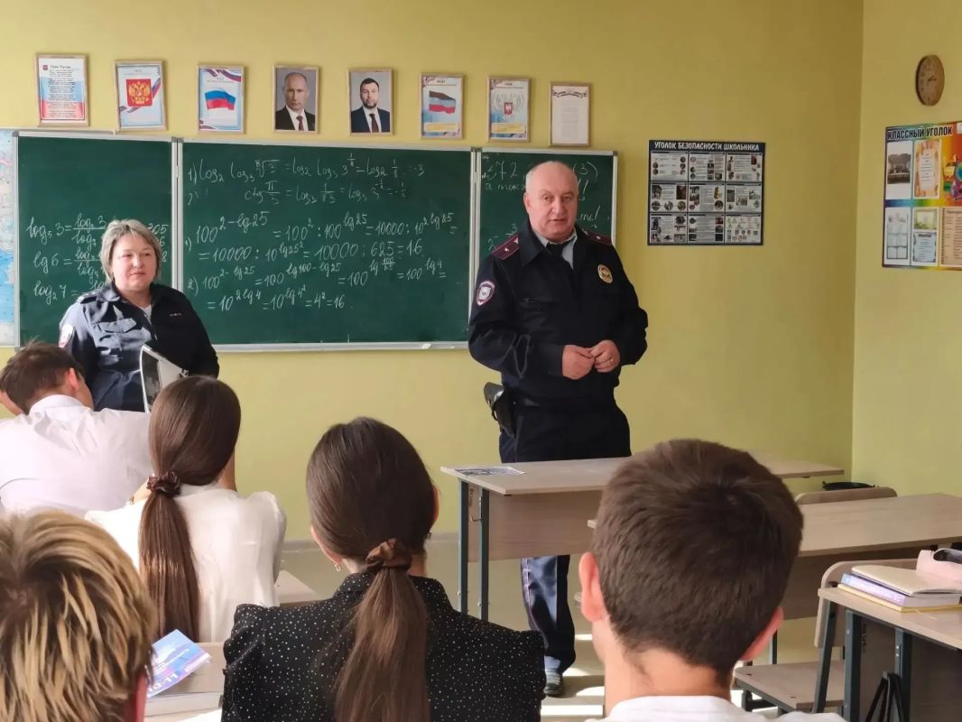 Безопасность начинается с знаний Безопасность начинается с знаний