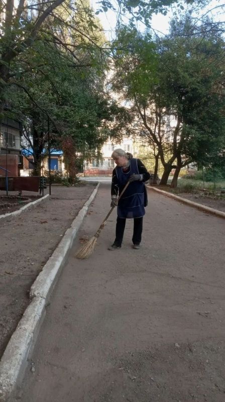 Роман Конев: Обзор выполненных работ Горловского филиала единого регионального фонда по управлению многоквартирными домами на территории Донецкой Народной Республики Роман Конев: Обзор выполненных работ Горловского филиала единого регионального фонда по управлению многоквартирными домами на территории Донецкой Народной Республики