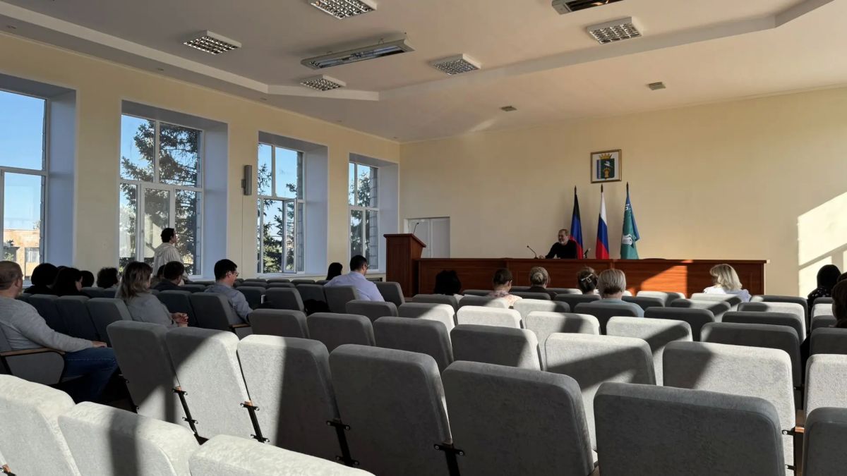 Борис Трима: Провел расширенное аппаратное совещание с руководителями структурных подразделений и служб округа Борис Трима: Провел расширенное аппаратное совещание с руководителями структурных подразделений и служб округа