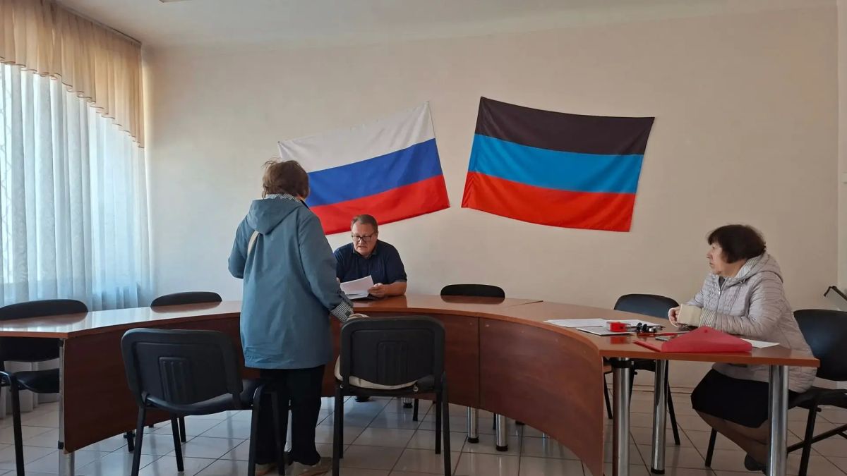 Валентин Левченко: На приёме граждан ко мне поступили важные обращения по вопросам, которые напрямую влияют на комфорт и безопасности Валентин Левченко: На приёме граждан ко мне поступили важные обращения по вопросам, которые напрямую влияют на комфорт и безопасности