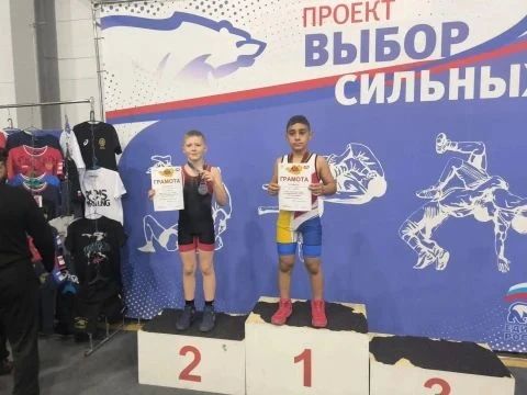 Игорь Мартынов: Енакиевские борцы — призёры «Кубка Черноморья» Игорь Мартынов: Енакиевские борцы — призёры «Кубка Черноморья»