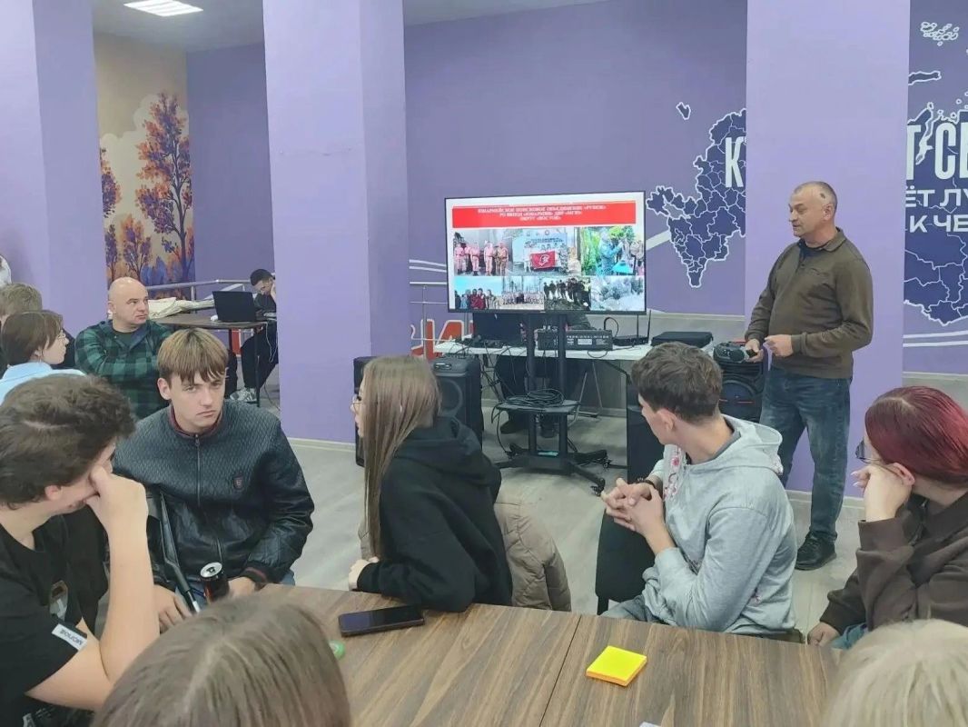 Представители Шахтерского округа приняли участие в форуме «Карта партнерства» в Торезе Представители Шахтерского округа приняли участие в форуме «Карта партнерства» в Торезе