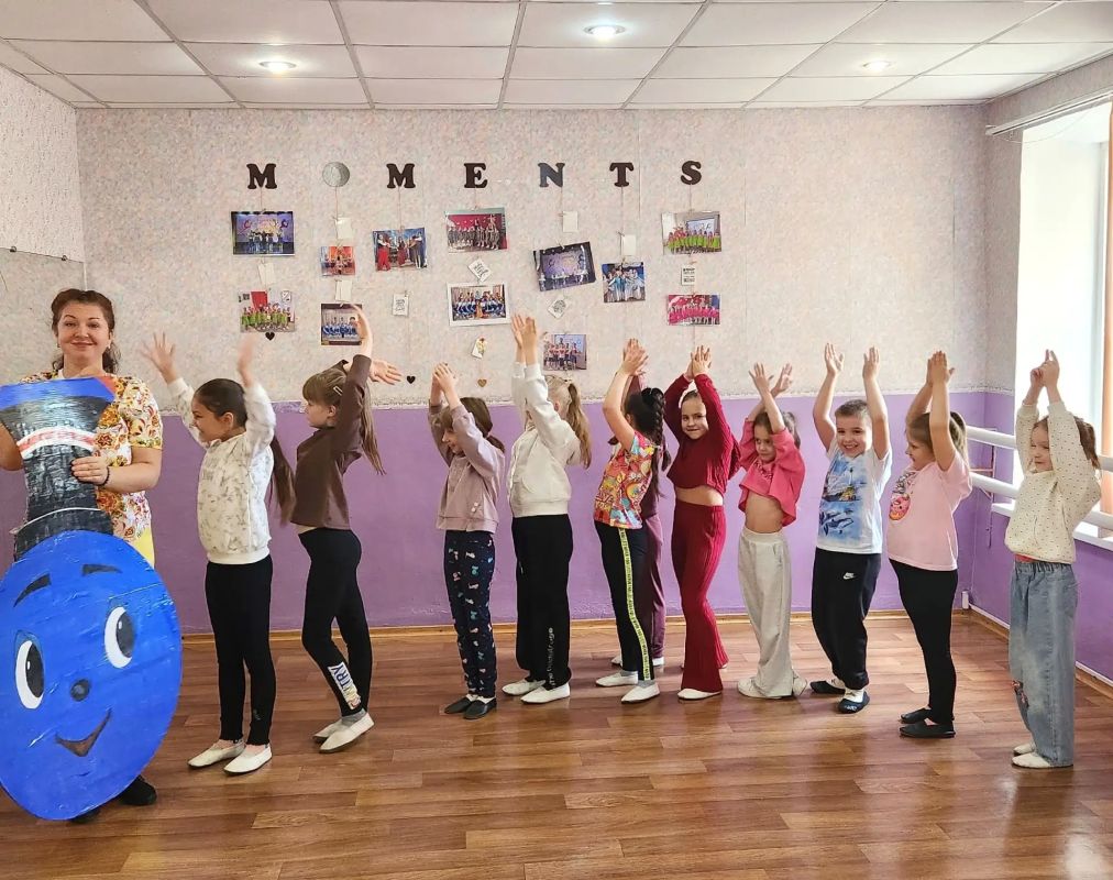 В Снежном прошли культурно-просветительские и патриотические мероприятия В Снежном прошли культурно-просветительские и патриотические мероприятия