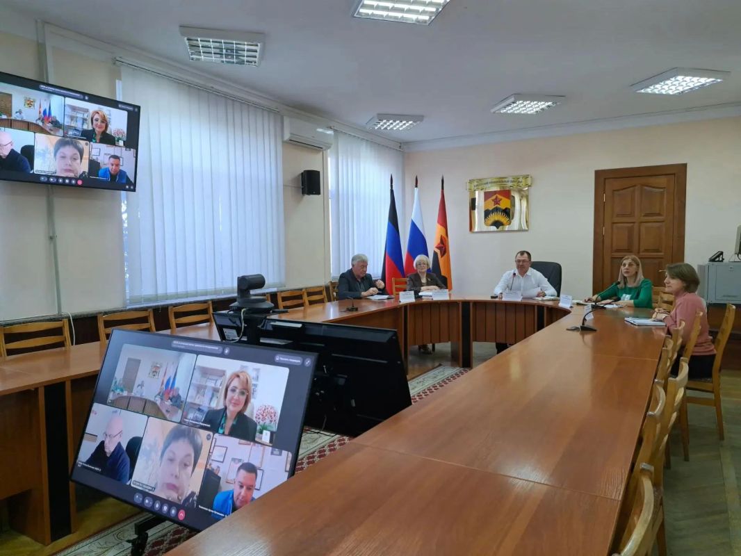 В Шахтерске провели заседание Штаба по вопросам охраны здоровья граждан