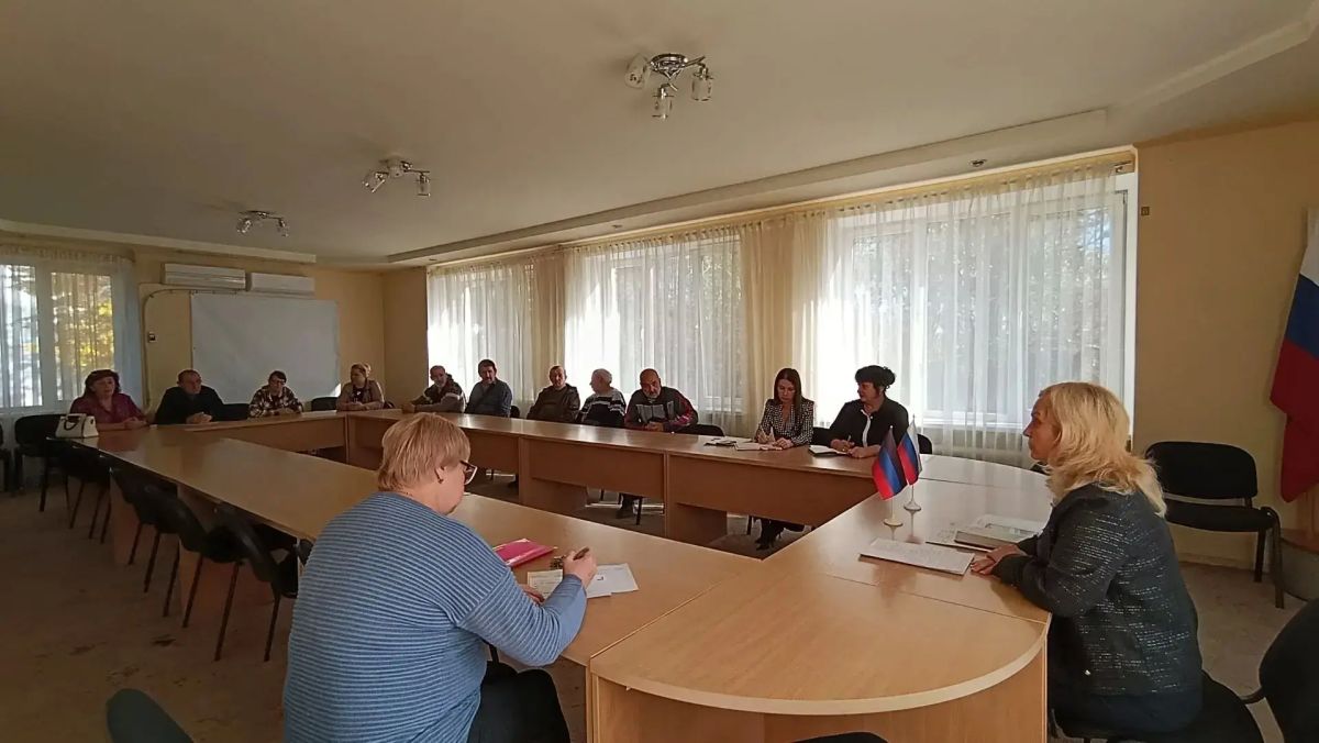 Наталья Бегуненко: В понедельник,12 октября, руководитель Управы Петровского внутригородского района Администрации городского округа Донецк Бегуненко Наталья Ивановна провела еженедельный прием граждан Наталья Бегуненко: В понедельник,12 октября, руководитель Управы Петровского внутригородского района Администрации городского округа Донецк Бегуненко Наталья Ивановна провела еженедельный прием граждан