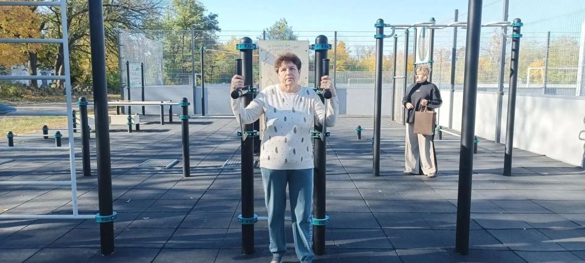 Поддержка активного образа жизни: занятия по адаптивной физкультуре для граждан пожилого возраста в Макеевке Поддержка активного образа жизни: занятия по адаптивной физкультуре для граждан пожилого возраста в Макеевке