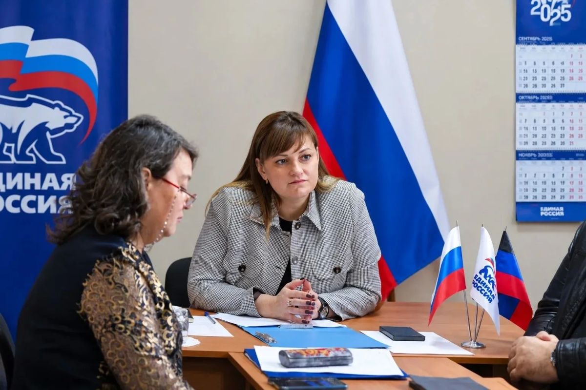 Сегодня в Червоногвардейском районе провела личный приём граждан