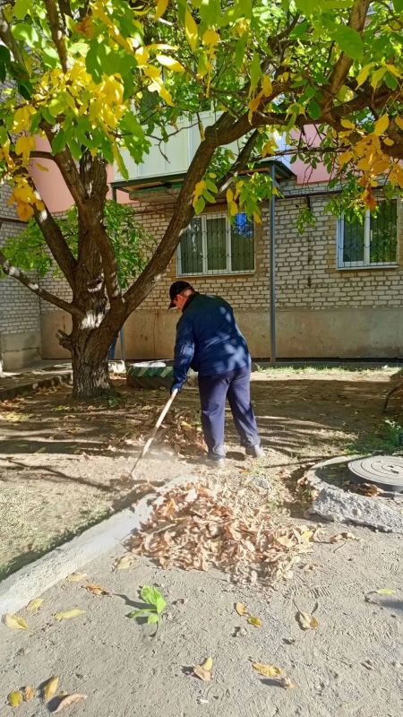 Содержание жилого фонда: текущие работы в пгт Мироновский Содержание жилого фонда: текущие работы в пгт Мироновский