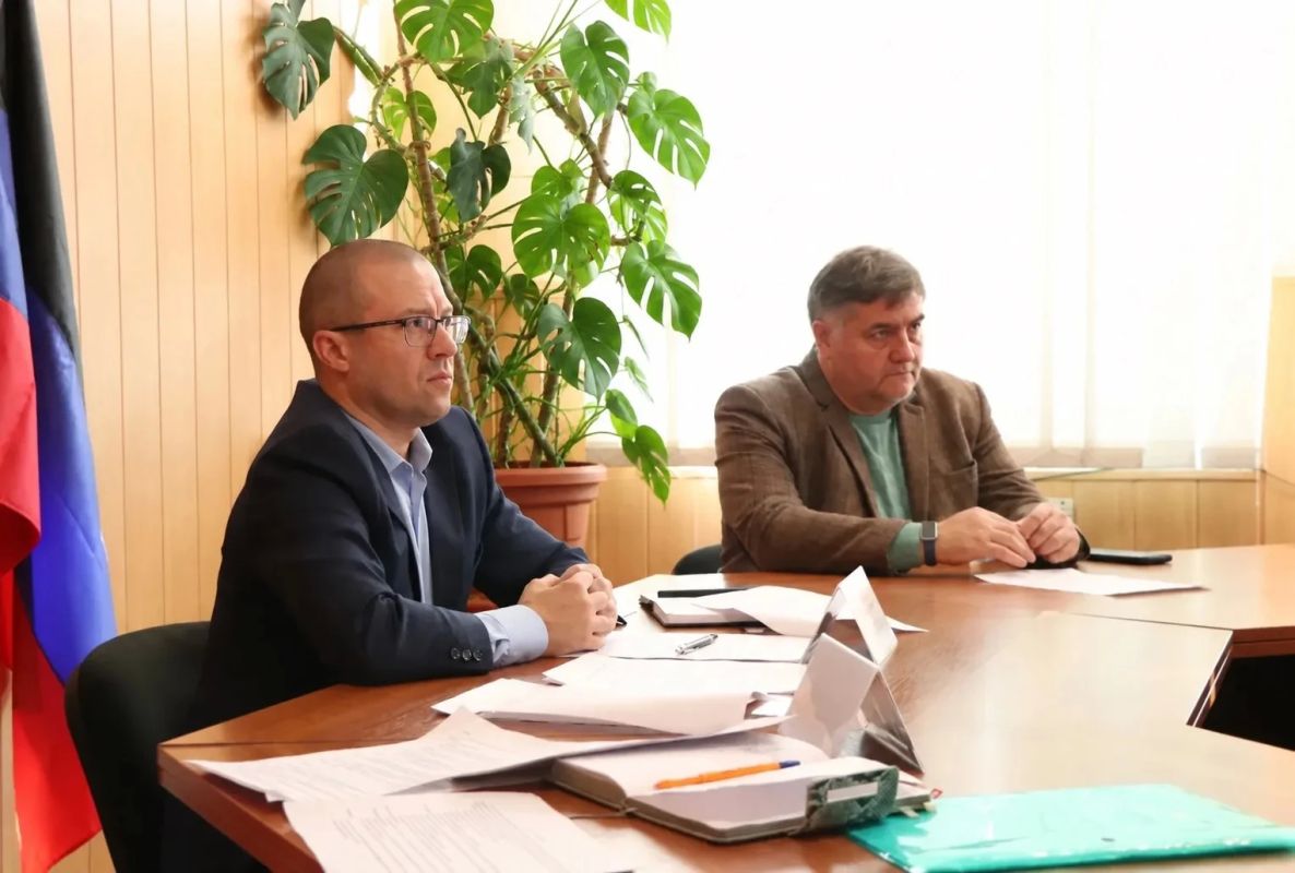 Совместно с представителями отраслевых исполнительных органов ДНР обсудили вопрос создания научно-технологического центра Совместно с представителями отраслевых исполнительных органов ДНР обсудили вопрос создания научно-технологического центра