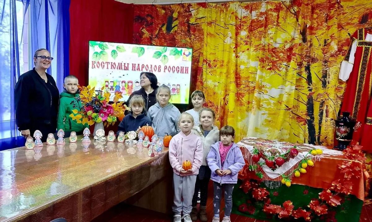 В Снежном прошли культурно-просветительские и патриотические мероприятия В Снежном прошли культурно-просветительские и патриотические мероприятия