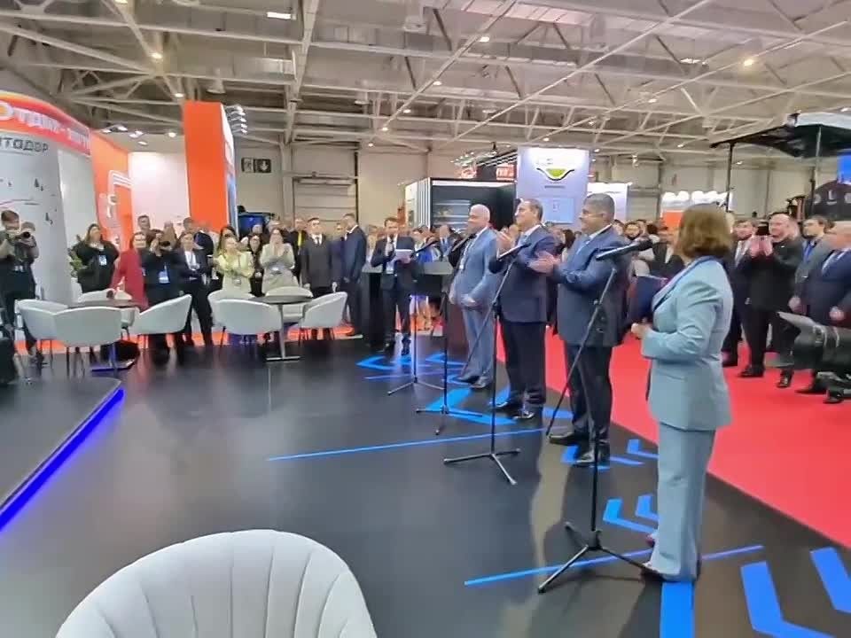 Дороги объединяют! В ДНР дан старт новому этапу в профориентации и подготовке будущих специалистов для дорожной отрасли