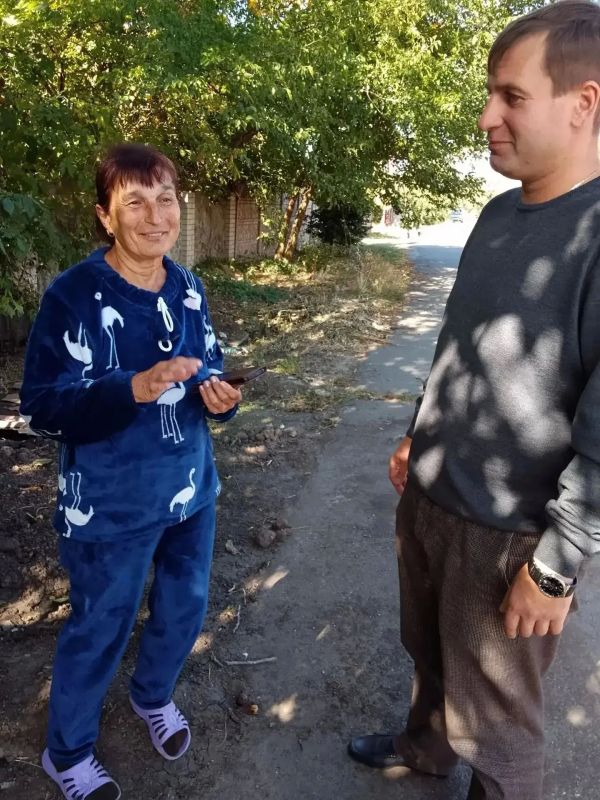 В Донецкий городской совет поступают обращения жителей о порывах водопроводных сетей в разных районах