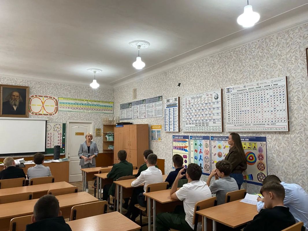 Для школьников Ждановки проведена беседа о ЗОЖ Для школьников Ждановки проведена беседа о ЗОЖ