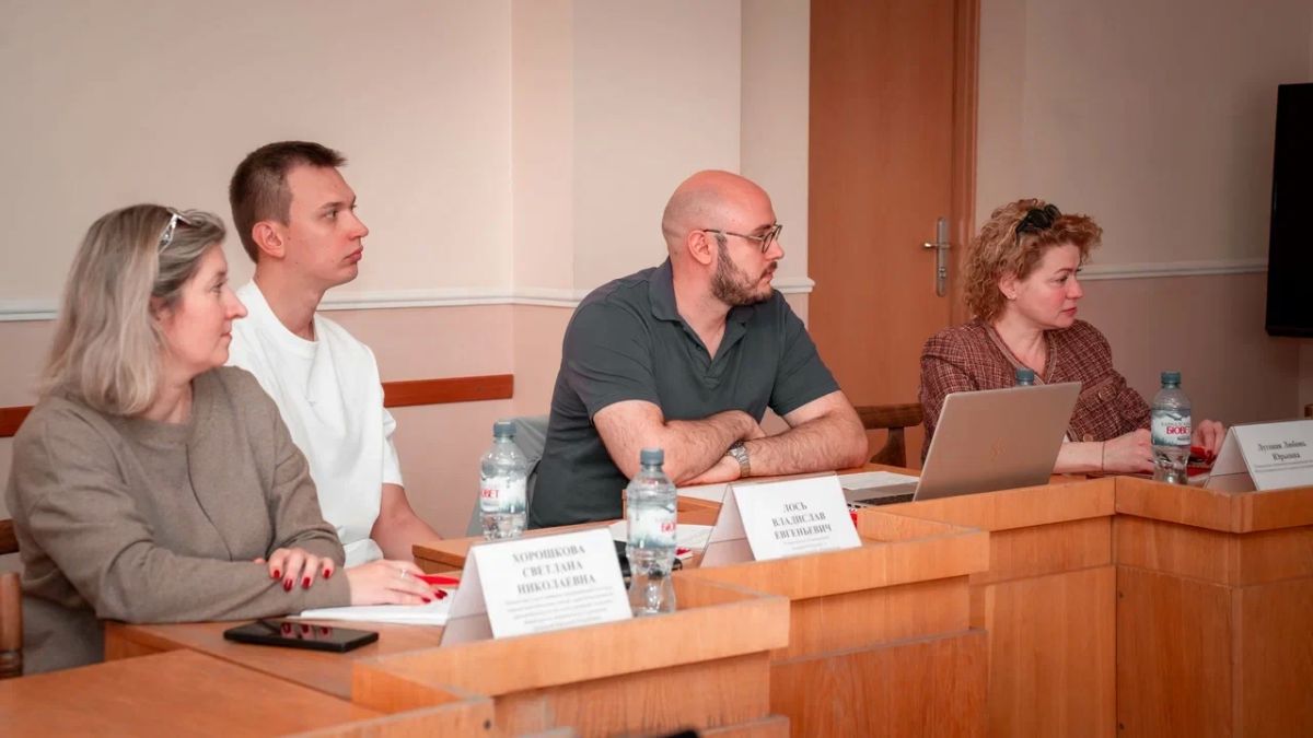 Развиваем креативные индустрии вместе! Развиваем креативные индустрии вместе!
