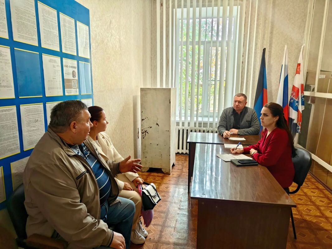 Глава Снежного ответил на вопросы жителей Глава Снежного ответил на вопросы жителей