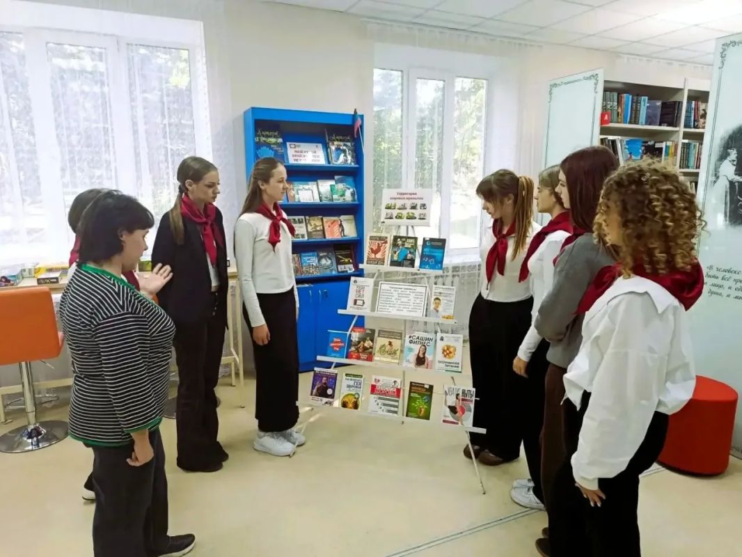 С целью формирования культуры здорового образа жизни в городской модельной библиотеке представлена книжная выставка «Территория здоровых привычек» С целью формирования культуры здорового образа жизни в городской модельной библиотеке представлена книжная выставка «Территория здоровых привычек»