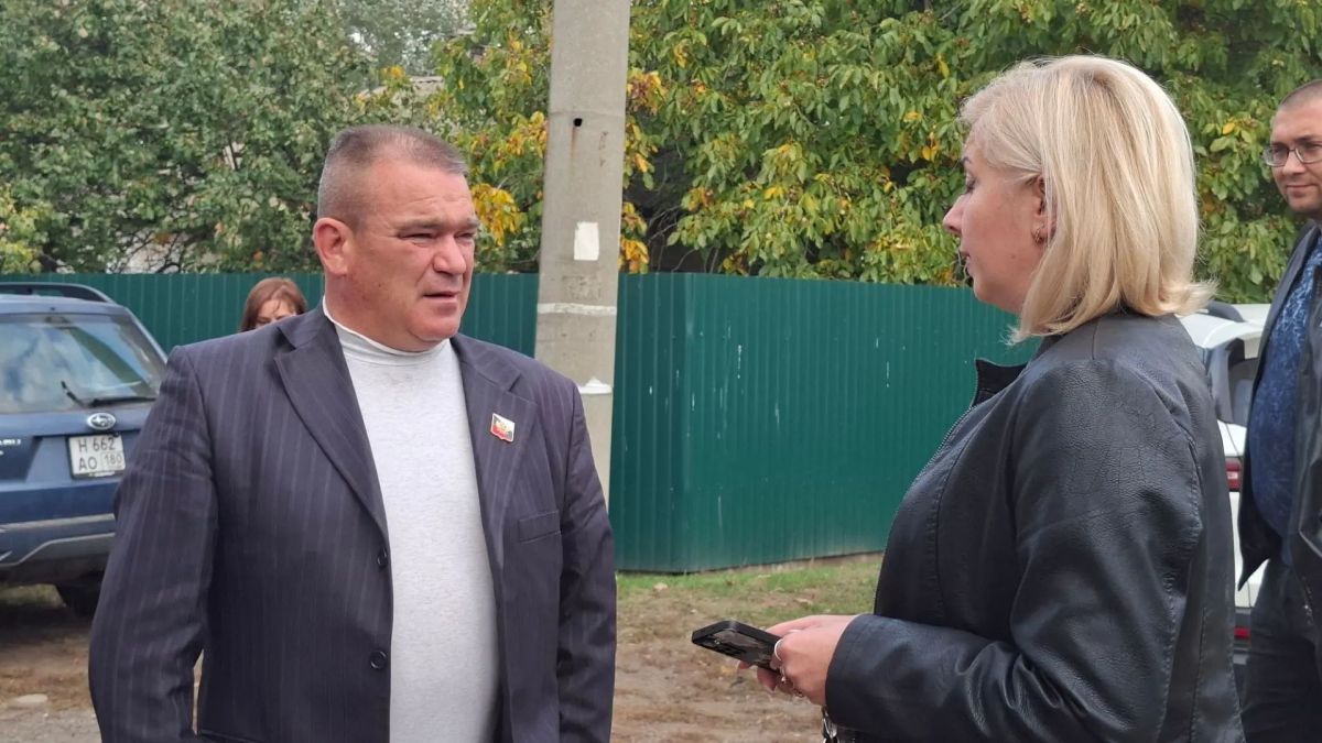 14 октября в городском округе Иловайск состоялся сход граждан с участием главы муниципального образования городской округ Иловайск Александра Васильевича Кузнецова 14 октября в городском округе Иловайск состоялся сход граждан с участием главы муниципального образования городской округ Иловайск Александра Васильевича Кузнецова