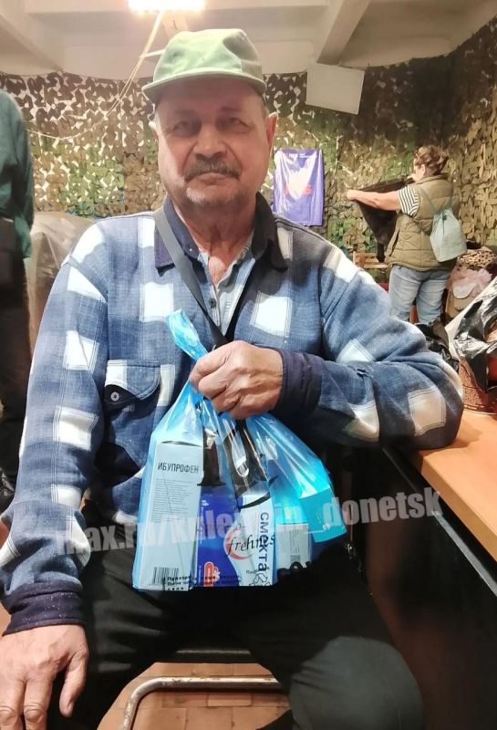 Алексей Кулемзин: Администрация городского округа Донецк продолжает работу по поддержке жителей пгт Великая Новосёлка Алексей Кулемзин: Администрация городского округа Донецк продолжает работу по поддержке жителей пгт Великая Новосёлка