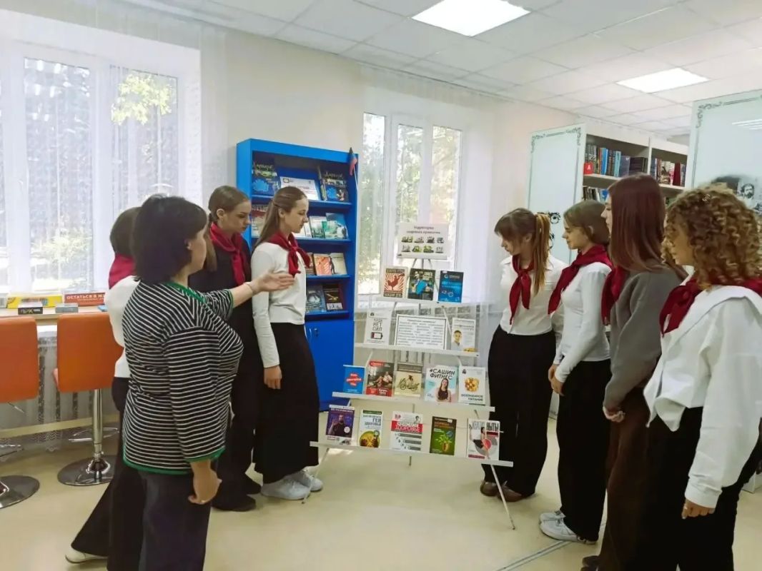 С целью формирования культуры здорового образа жизни в городской модельной библиотеке представлена книжная выставка «Территория здоровых привычек» С целью формирования культуры здорового образа жизни в городской модельной библиотеке представлена книжная выставка «Территория здоровых привычек»
