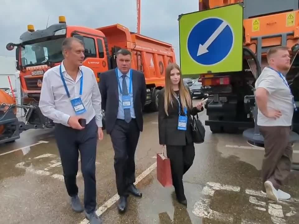 Стартовал второй день международной выставки "Дорога-2026" в Краснодаре
