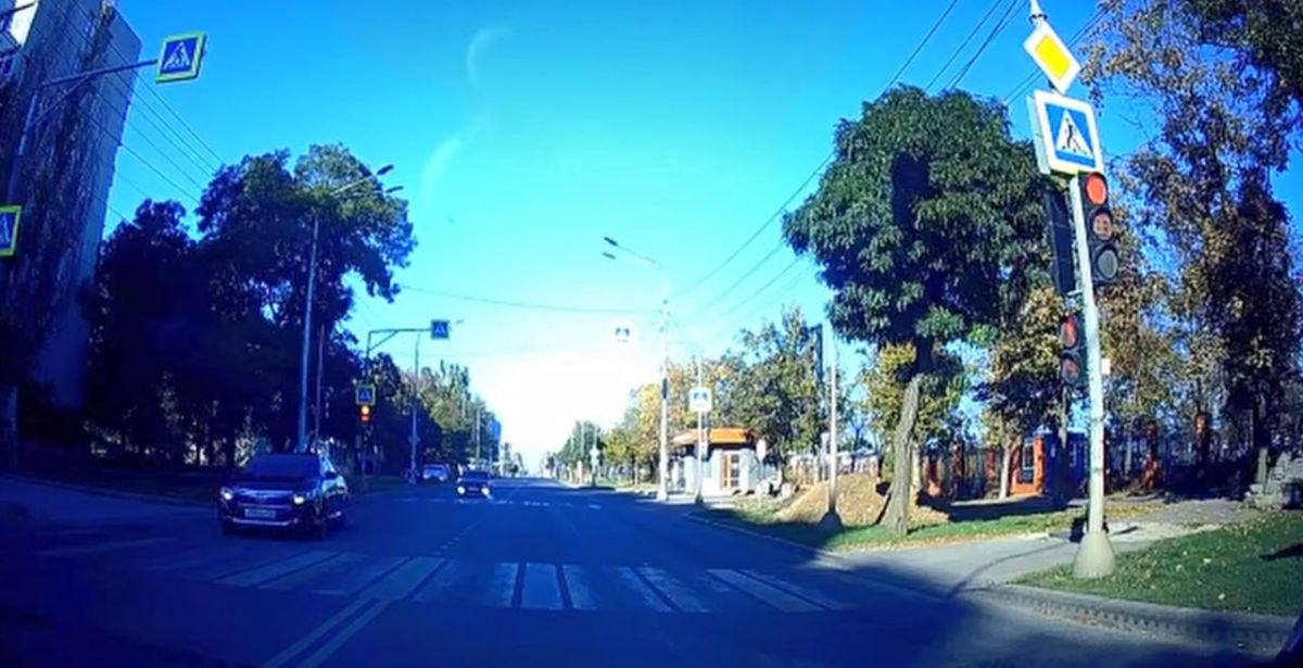 В Торезе полицейские отстранили нетрезвого водителя от управления автомобилем В Торезе полицейские отстранили нетрезвого водителя от управления автомобилем