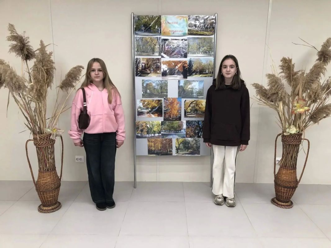 В Ждановском Центре культуры и досуга открылась осенняя фотовыставка В Ждановском Центре культуры и досуга открылась осенняя фотовыставка