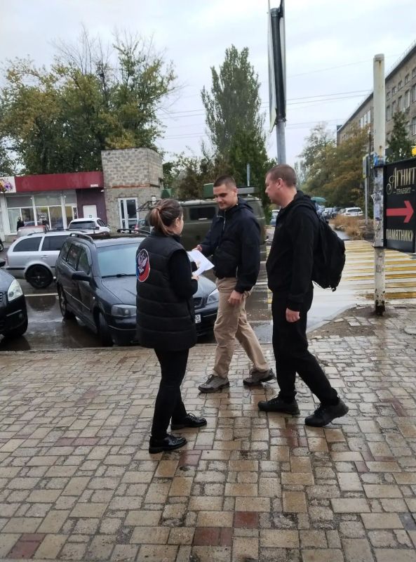 В Червоногвардейском районе Макеевки прошла акция «День белой трости» В Червоногвардейском районе Макеевки прошла акция «День белой трости»