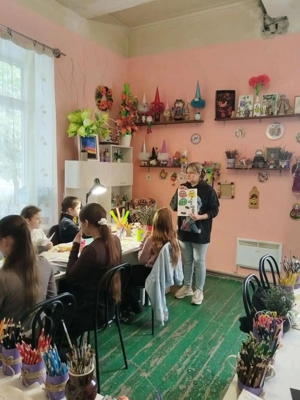 Профилактика ПДД через творчество: в Мироновском поселковом ДК прошел познавательный мастер-класс!