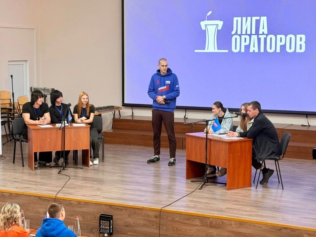 В Торезе прошёл муниципальный этап «Лиги Ораторов» В Торезе прошёл муниципальный этап «Лиги Ораторов»