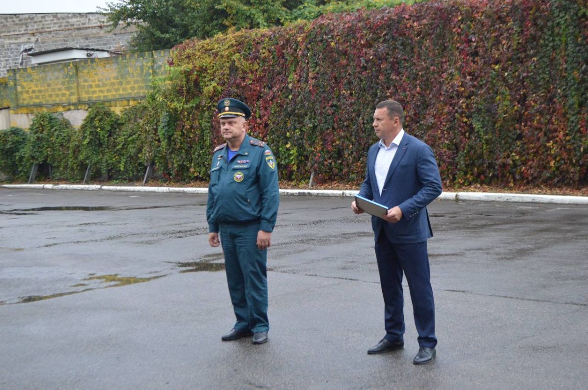 Достаточно нескольких литров воды: На вооружение донецким огнеборцам поступили инновационные установки, позволяющие тушить самые сложные пожары Достаточно нескольких литров воды: На вооружение донецким огнеборцам поступили инновационные установки, позволяющие тушить самые сложные пожары