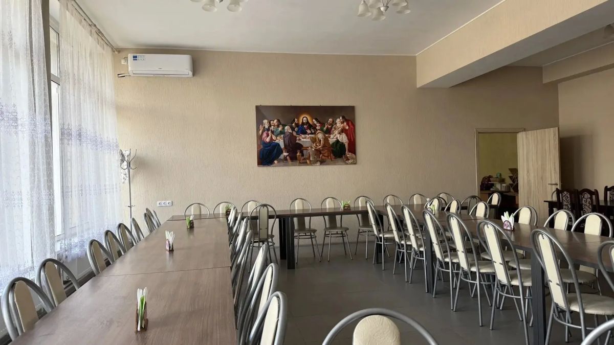 Таисия Чернявская: Когда рядом есть опора: визит Уполномоченного по правам ребёнка в ДНР в Свято-Преображенский храм Волновахи Таисия Чернявская: Когда рядом есть опора: визит Уполномоченного по правам ребёнка в ДНР в Свято-Преображенский храм Волновахи