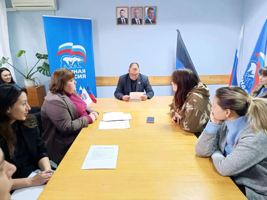 Круглый стол с молодёжью округа Круглый стол с молодёжью округа
