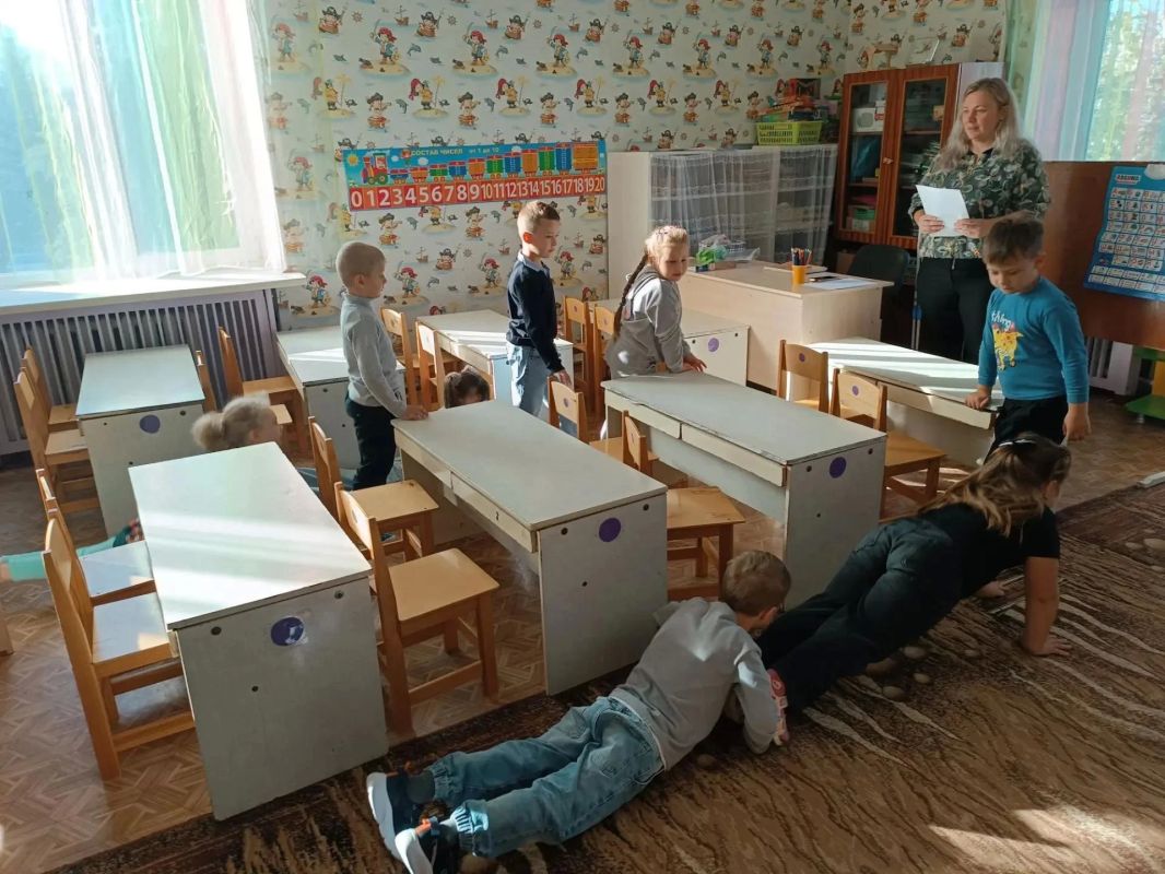 Ты для меня во всем пример! Ты для меня во всем пример!