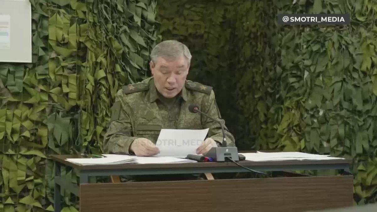 Российские военные в сентябре сбили более 15 тысяч воздушных целей — Герасимов